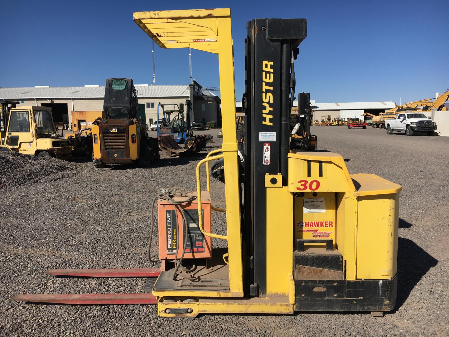 ./imagenes/INVOICE/2019/16271/MONTACARGAS ELECTRICO HYSTER R30F  (15).JPG